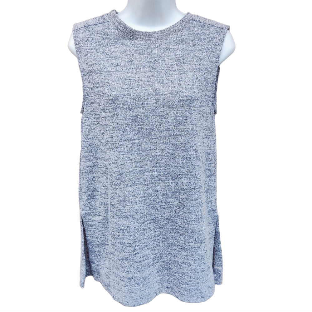 Banana Republic Layering top - Picture 1 of 7